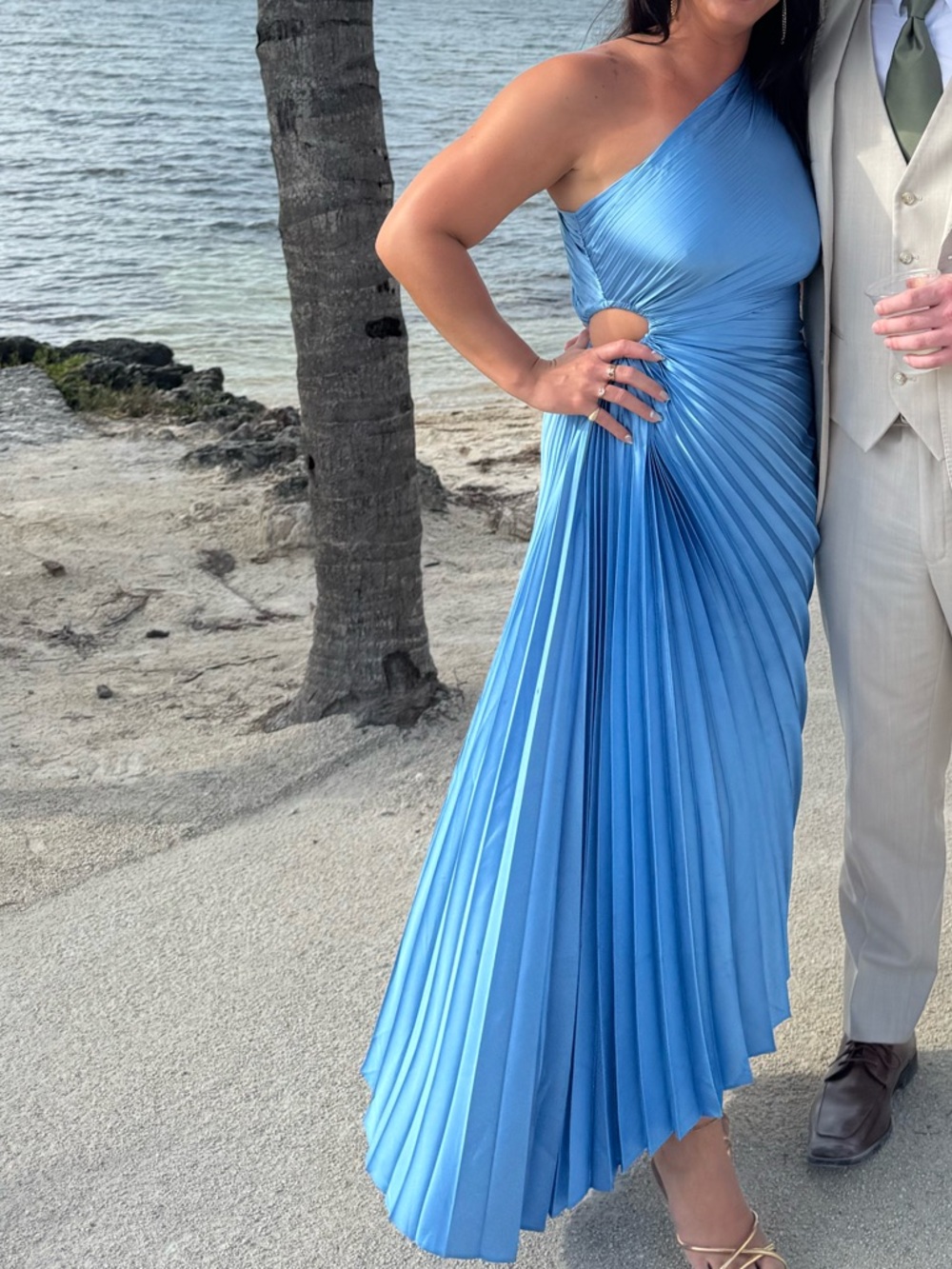 Vici One-Shoulder Asymmetrical Pleated Dress in Bright Blue - Picture 2 of 2